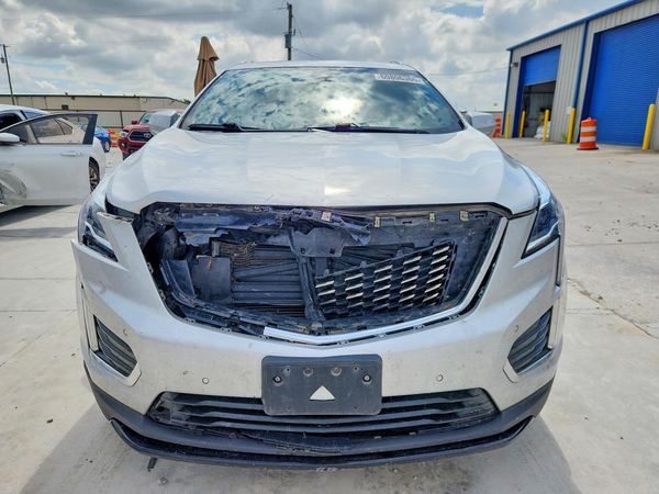 2020 CADILLAC XT5 Luxury