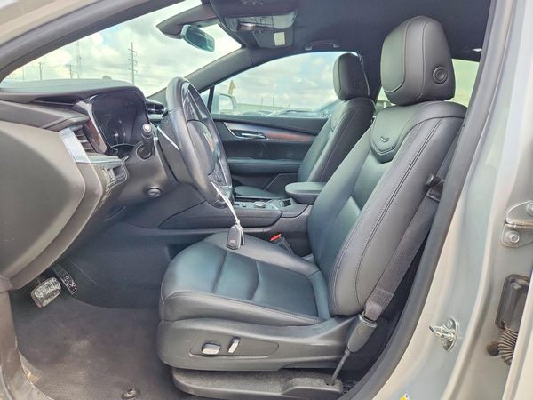 2020 CADILLAC XT5 Luxury