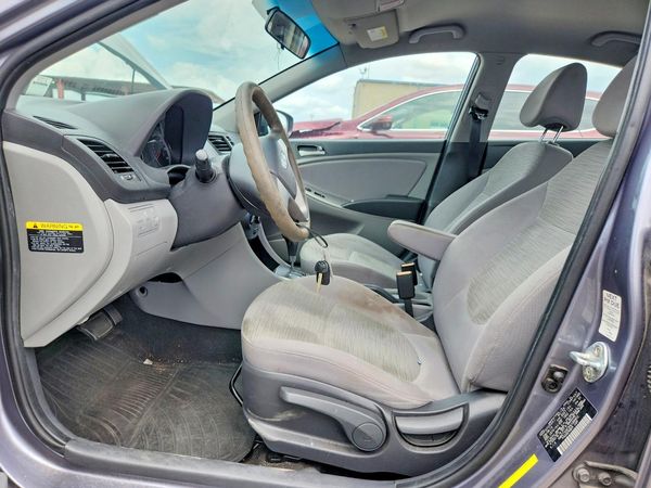 2017 HYUNDAI ACCENT SE Base