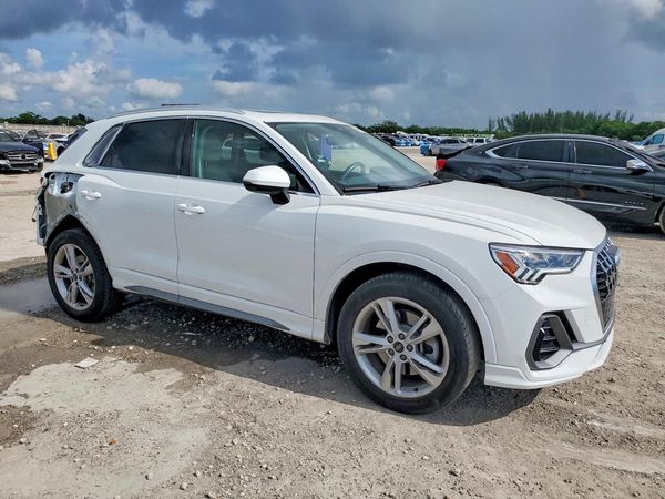 2023 AUDI Q3