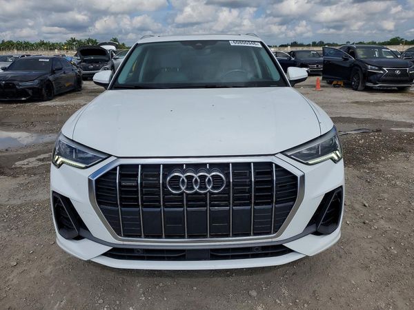 2023 AUDI Q3
