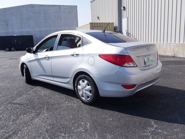 2016 HYUNDAI ACCENT