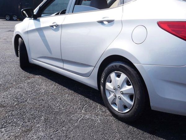 2016 HYUNDAI ACCENT