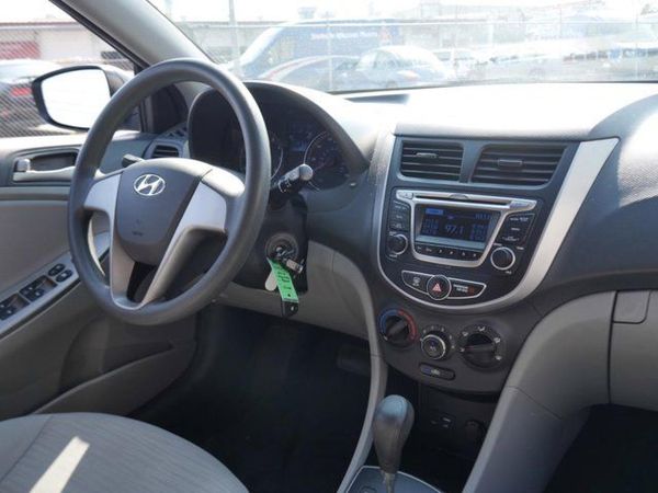 2016 HYUNDAI ACCENT
