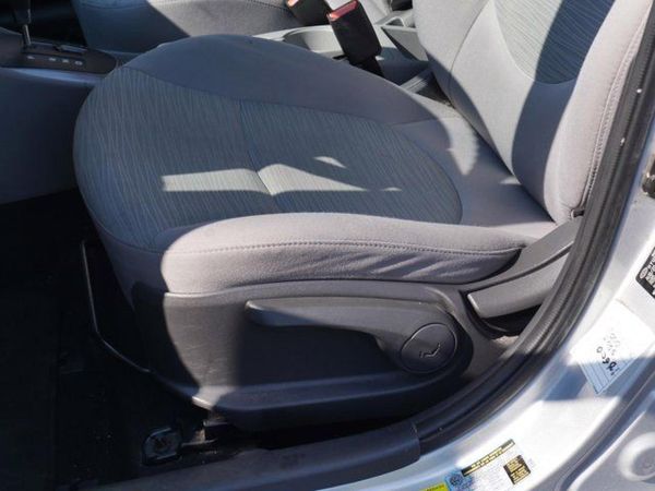 2016 HYUNDAI ACCENT