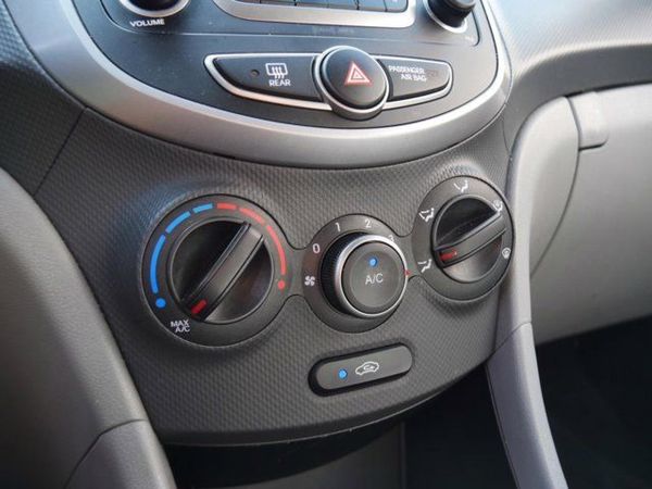 2016 HYUNDAI ACCENT