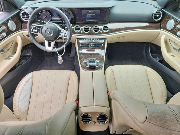 2019 MERCEDES-BENZ E E300