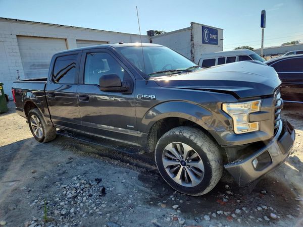 2017 FORD F150 SuperCrew