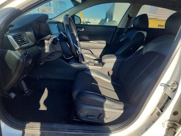 2019 KIA OPTIMA LX, S