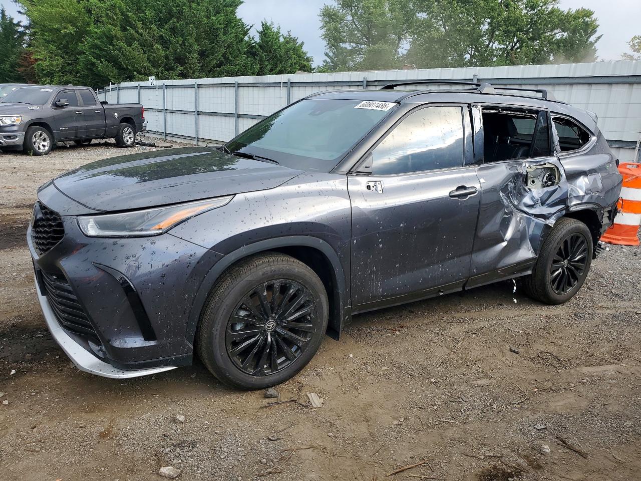 2024 TOYOTA HIGHLANDER