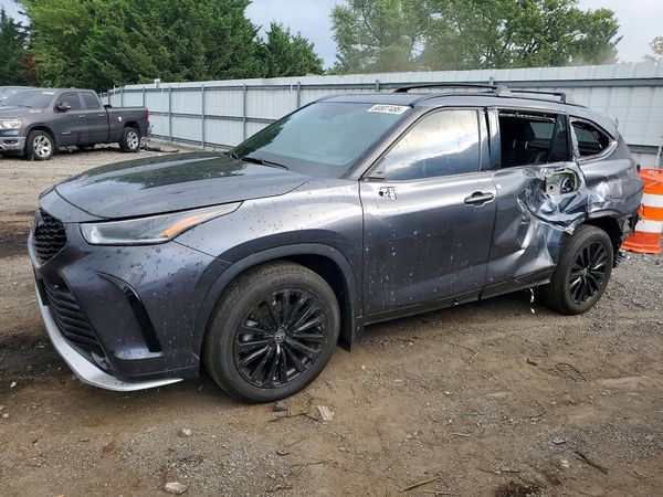 2024 TOYOTA HIGHLANDER