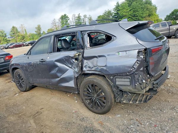 2024 TOYOTA HIGHLANDER