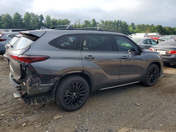 2024 TOYOTA HIGHLANDER