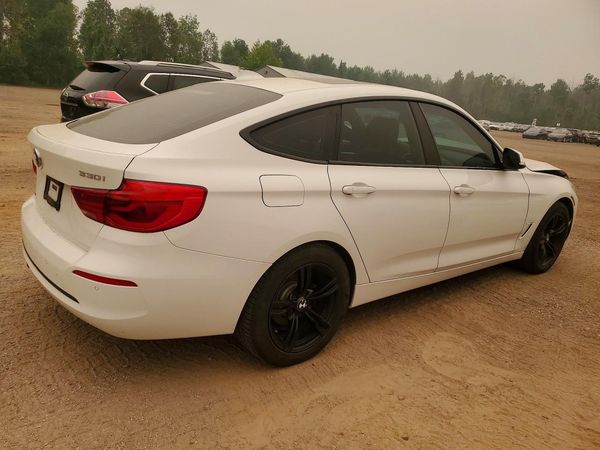 2017 BMW 330 xDrive GT