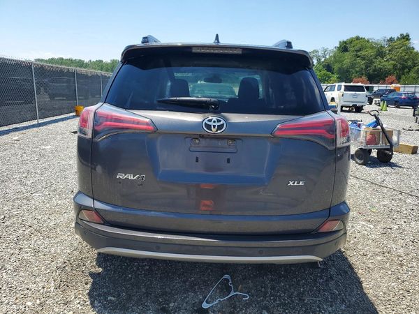 2018 TOYOTA RAV4 Adventure/XLE