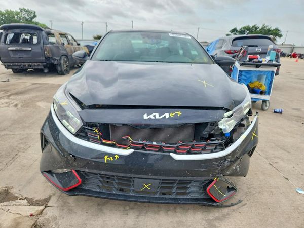 2024 KIA FORTE GT Line