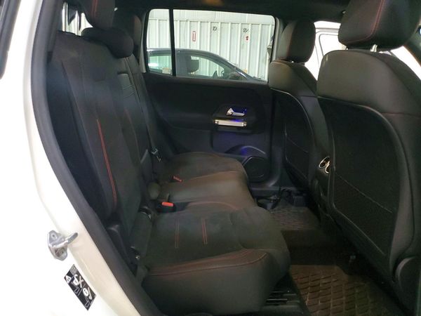 2023 MERCEDES-BENZ GLB GLB250 4MATIC