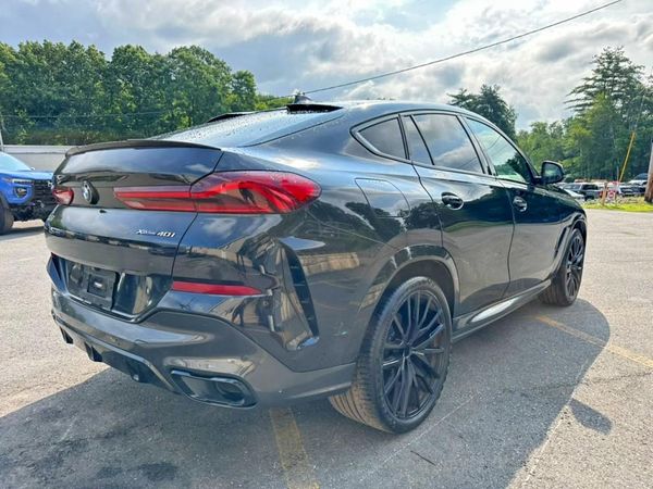 2022 BMW X6 xDrive40i