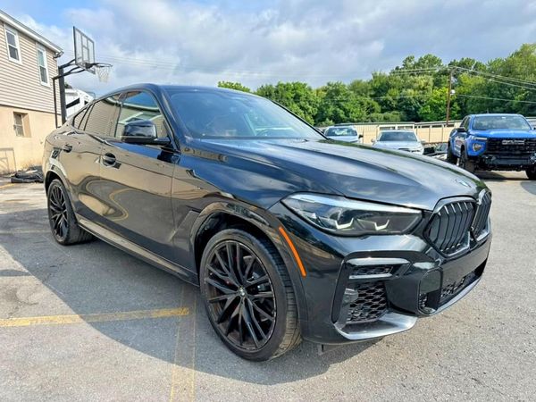 2022 BMW X6 xDrive40i