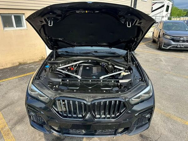 2022 BMW X6 xDrive40i