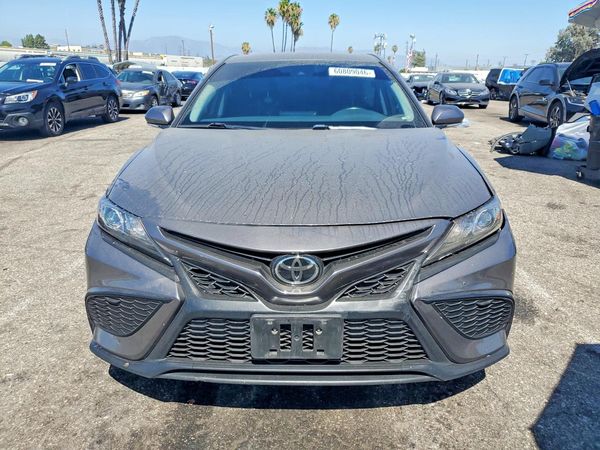 2024 TOYOTA CAMRY