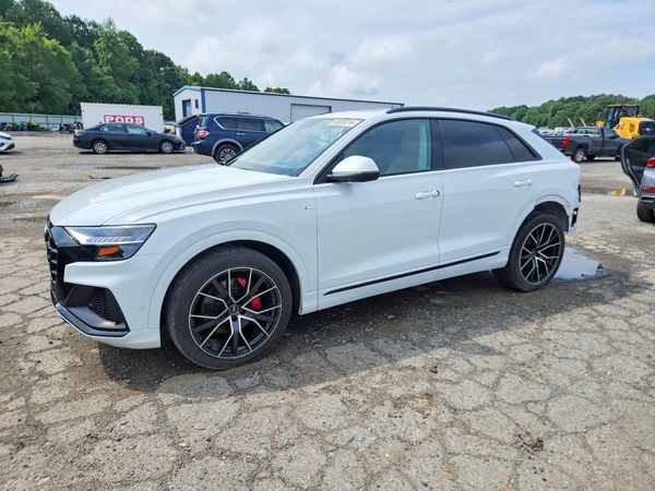 2021 AUDI Q8 S Line quattro Prestige