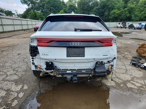 2021 AUDI Q8 S Line quattro Prestige