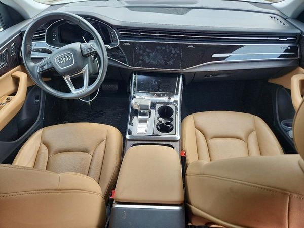 2021 AUDI Q8 S Line quattro Prestige