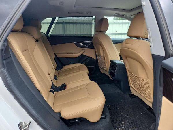 2021 AUDI Q8 S Line quattro Prestige