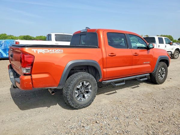 2017 TOYOTA TACOMA