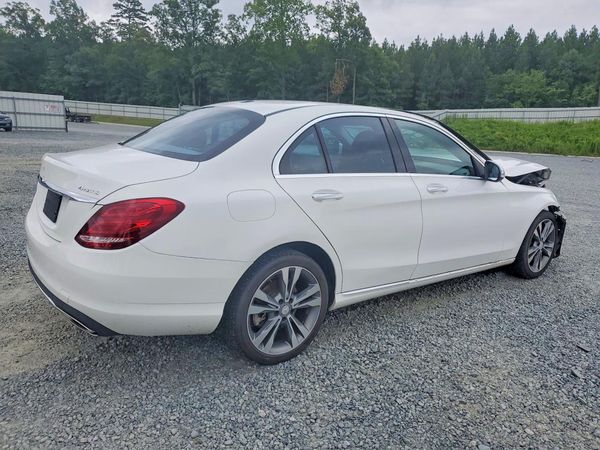 2015 MERCEDES-BENZ C 4-MATIC