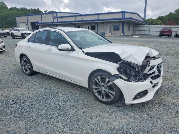 2015 MERCEDES-BENZ C 4-MATIC