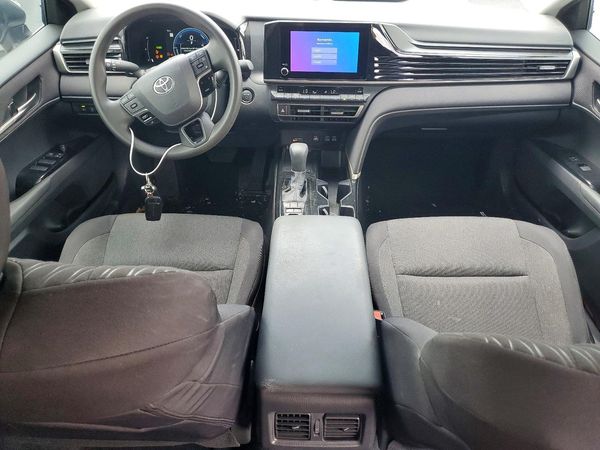 2025 TOYOTA CAMRY
