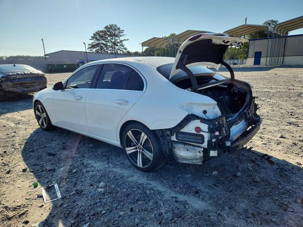 2022 MERCEDES-BENZ C C300