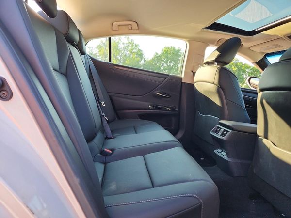2025 LEXUS ES 350 350 Premium