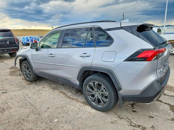 2024 TOYOTA RAV4 Limited