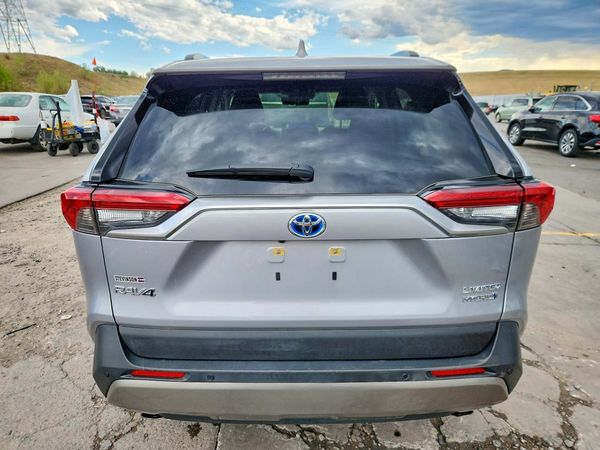 2024 TOYOTA RAV4 Limited