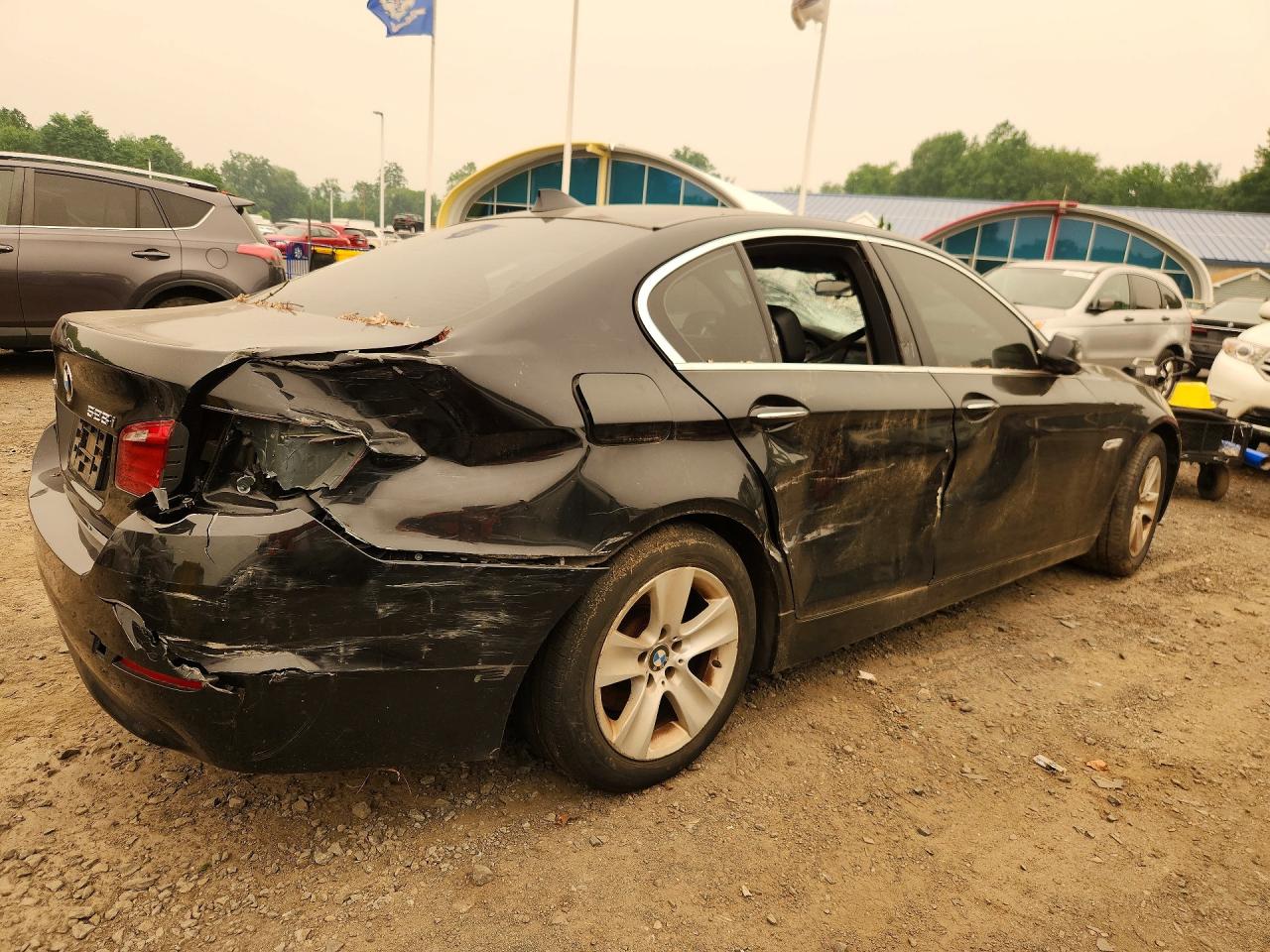 2013 BMW 528
