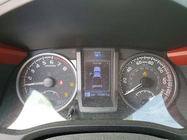 2020 TOYOTA TACOMA SR5