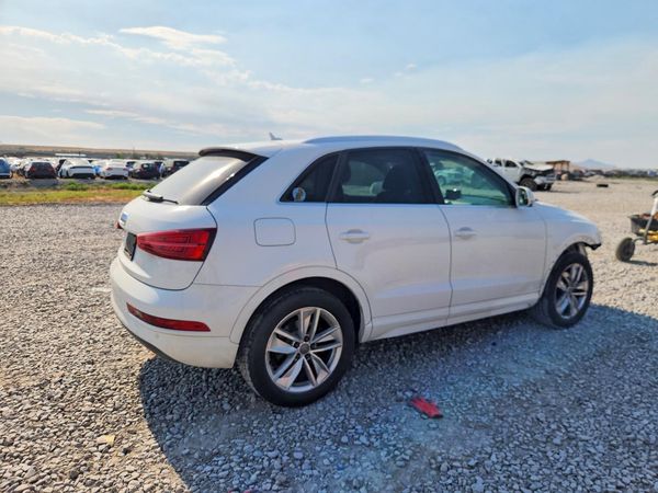 2016 AUDI Q3