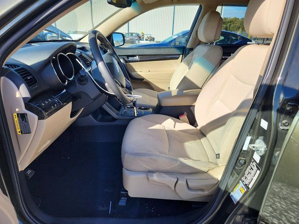 2012 KIA SORENTO GL(Middle-low grade)