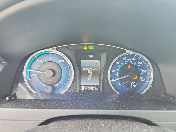 2015 TOYOTA CAMRY SOLA Hybrid