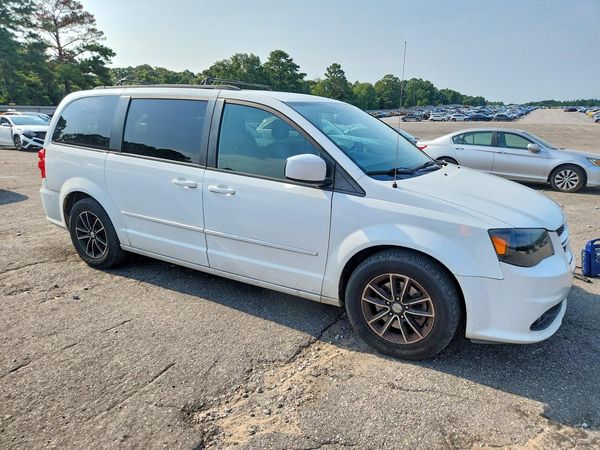 2017 DODGE GRAND CARAVAN GT
