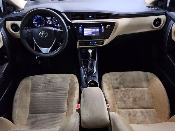 2017 TOYOTA COROLLA