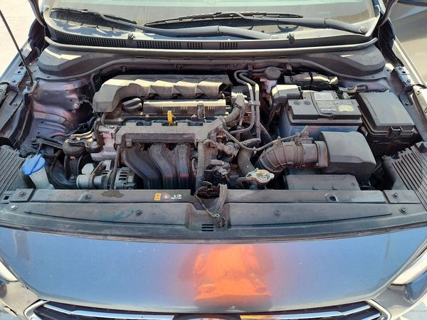 2020 HYUNDAI ACCENT SE and SEL