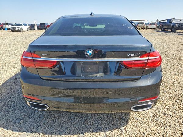 2016 BMW 750 xDrive