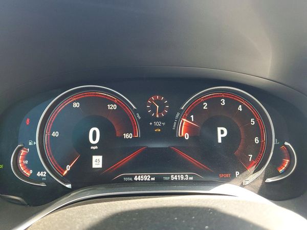 2016 BMW 750 xDrive