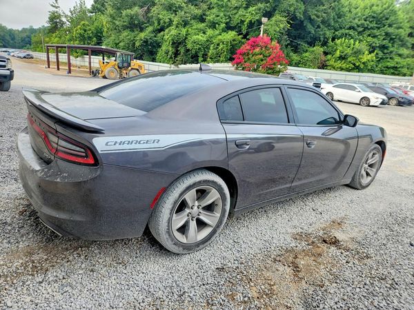 2016 DODGE CHARGER SXT
