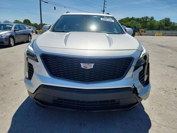 2020 CADILLAC XT4