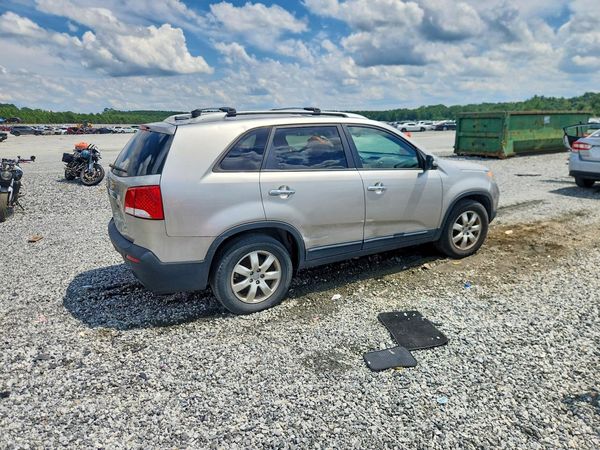 2013 KIA SORENTO